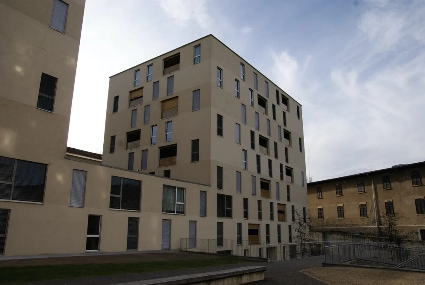 Magnifique 4,5 pièces idéalement situé au coeur de la ville - Photo 3 sur 4