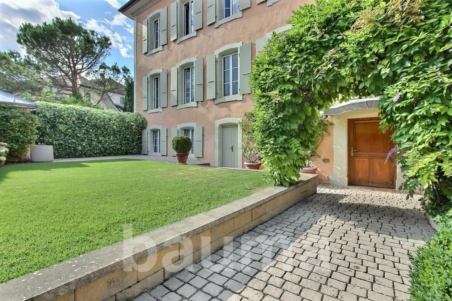 Majestueuse maison de caractère de 10 pièces à Aubonne - Photo 1 sur 13