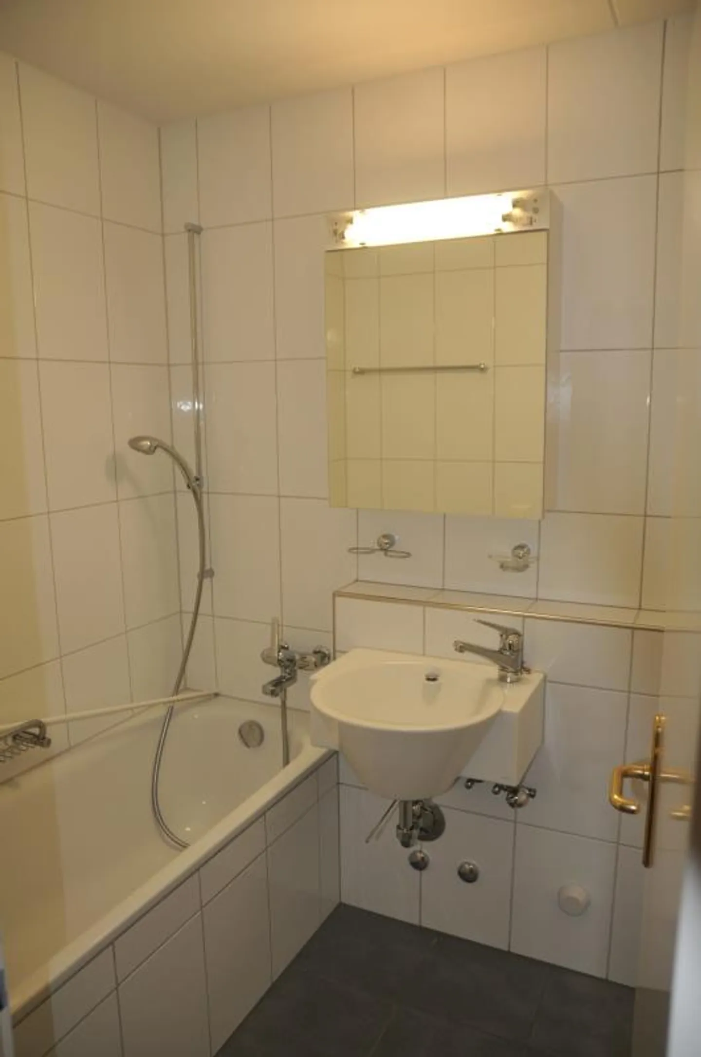 Vivere in un ambiente tranquillo e verdeggiante - Foto 4 di 7