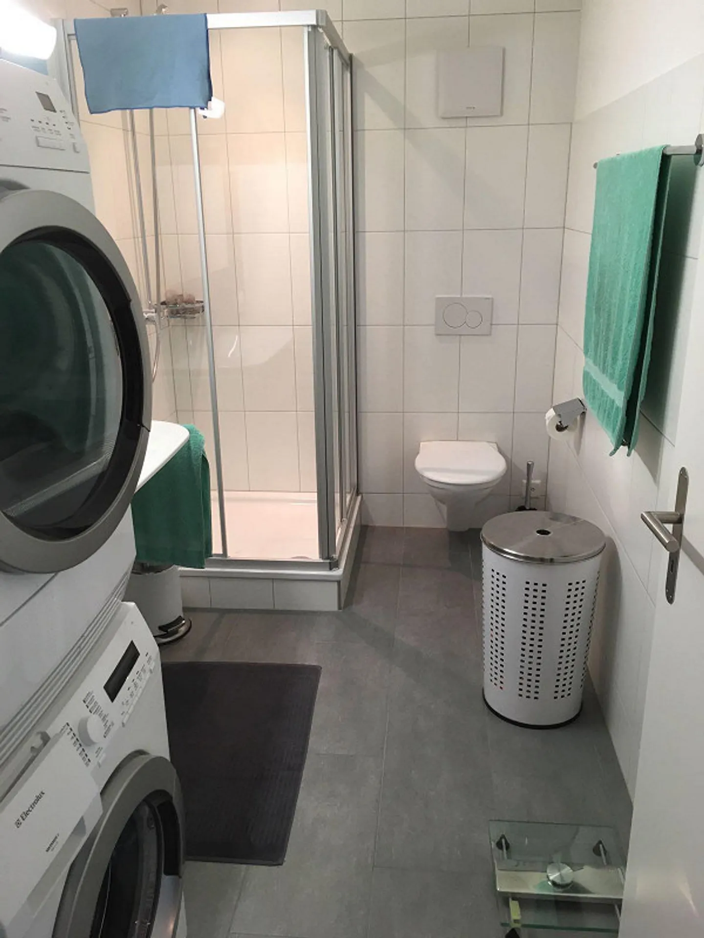 Incantevole appartamento mansardato di 2 1/2 locali ad Amlikon - Foto 9 di 14