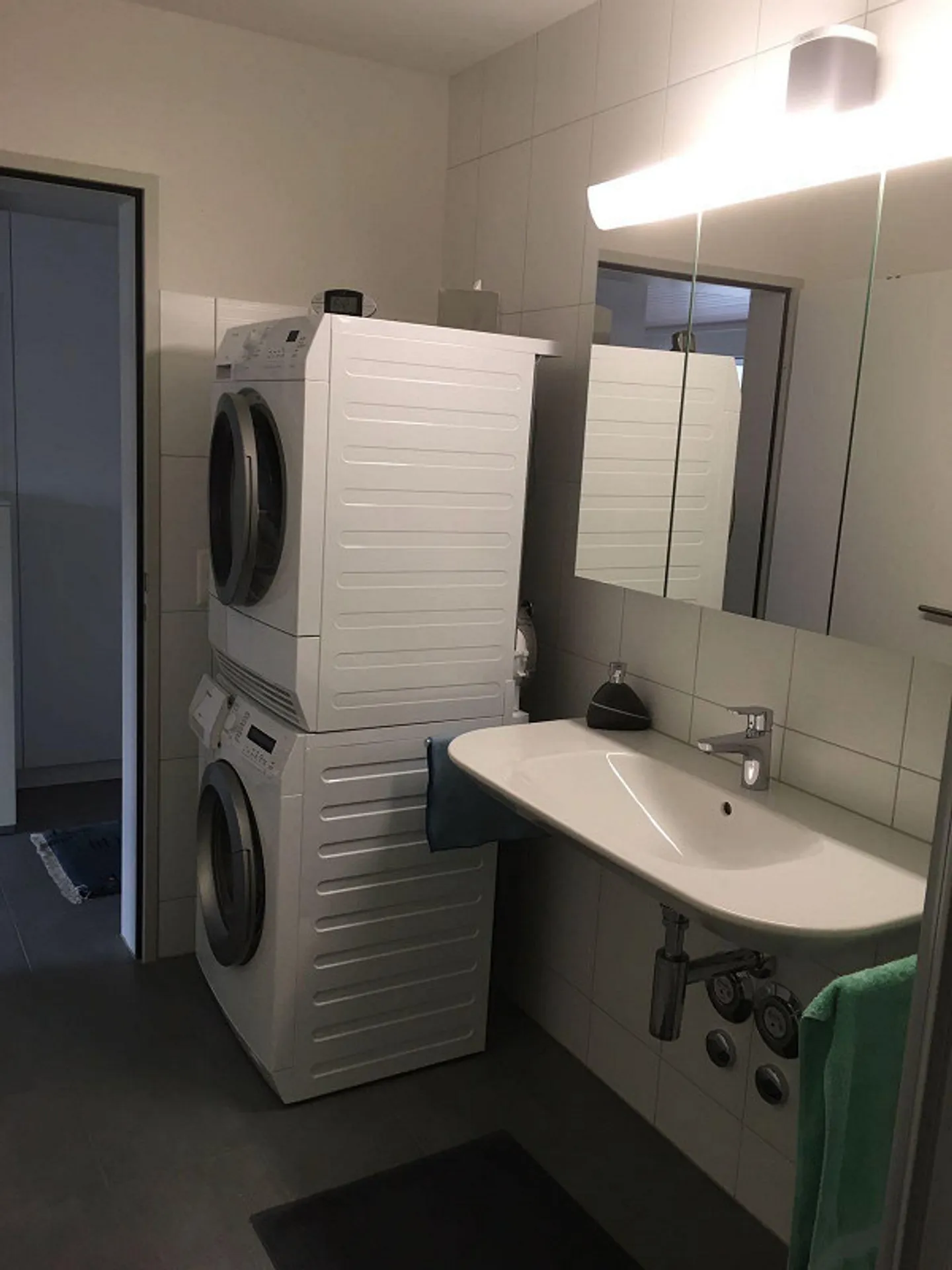 Incantevole appartamento mansardato di 2 1/2 locali ad Amlikon - Foto 10 di 14