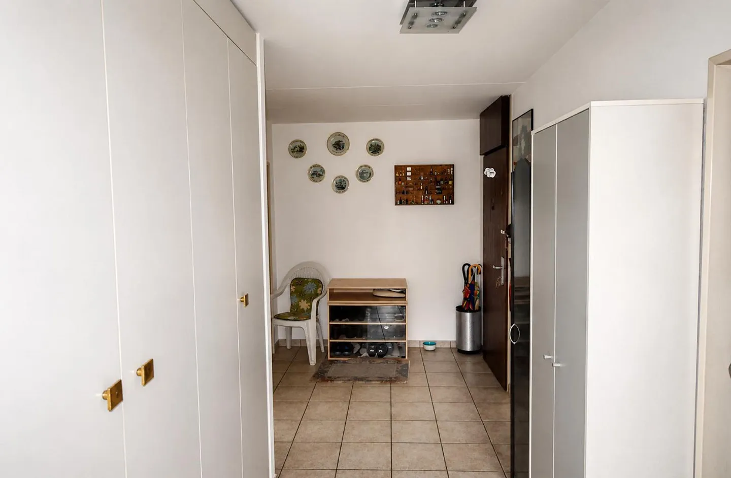 Vivere con vista: appartamento di 3,5 locali al 9° piano vicino alla stazione di Landquart - Foto 7 di 8