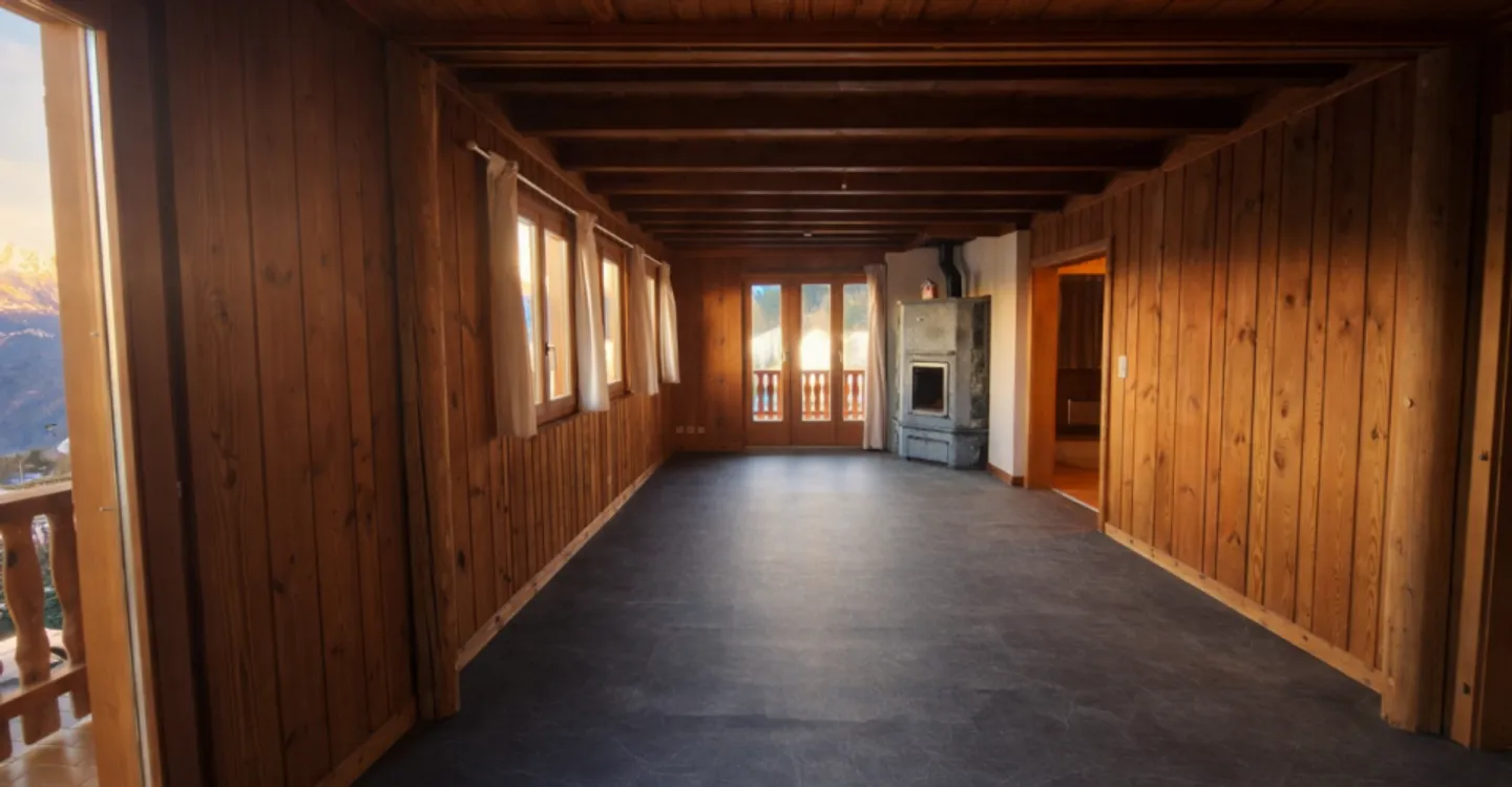 Chalet with Stunning Mountain Views - Photo 7 of 10