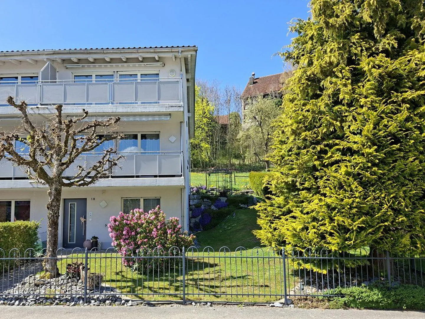 Geräumiges 6½-Zimmer-Familienhaus - Foto 1 von 5