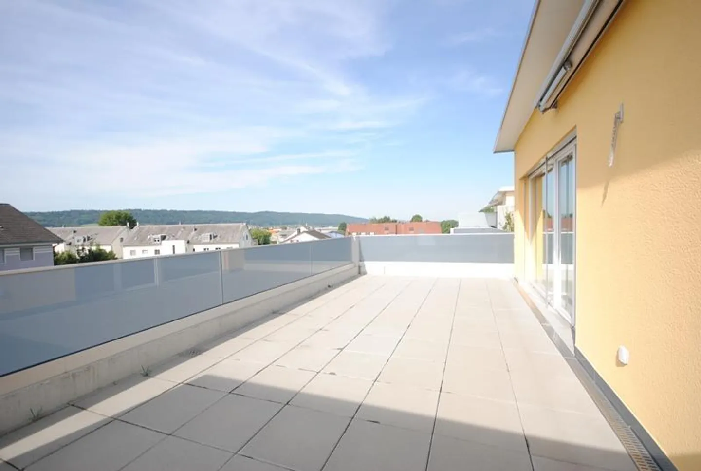 Helle Familienwohnung in Adlikon - Foto 5 von 6