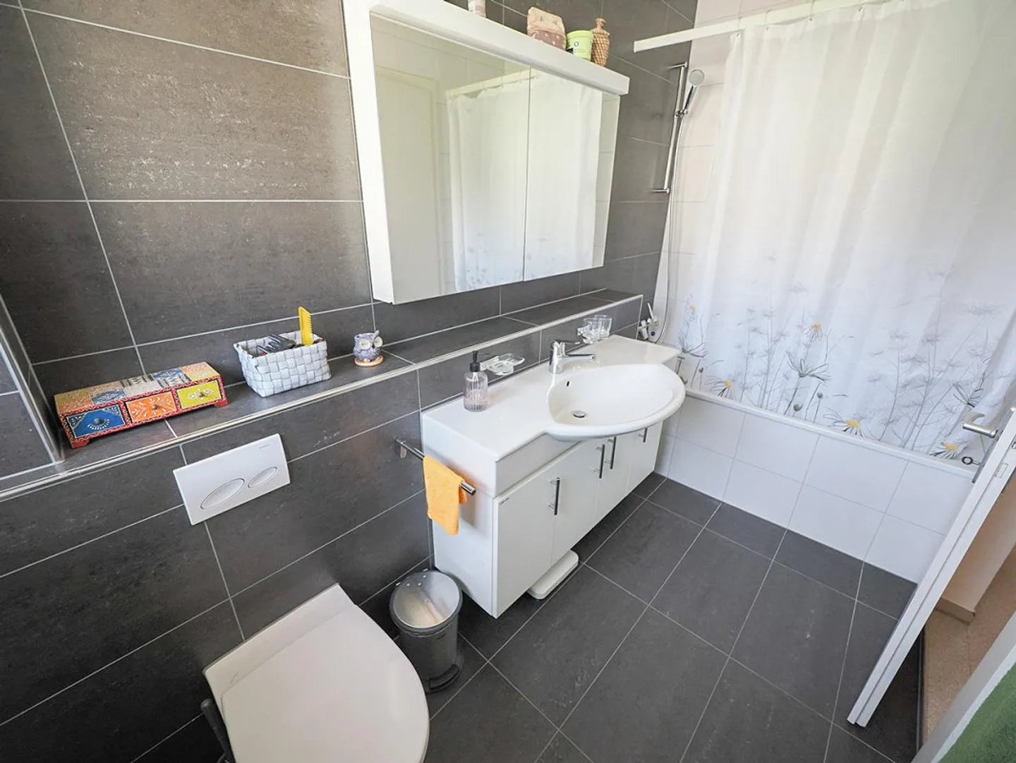 4-room apartment with balcony in a quiet location in Langenthal - Photo 8 of 9