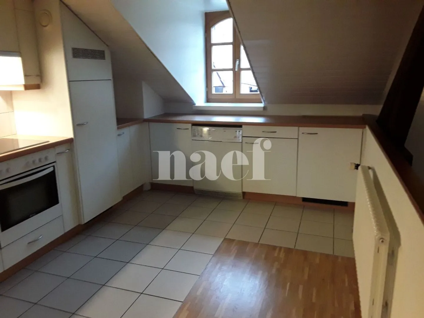 Appartamento 4 locali - Foto 3 di 7
