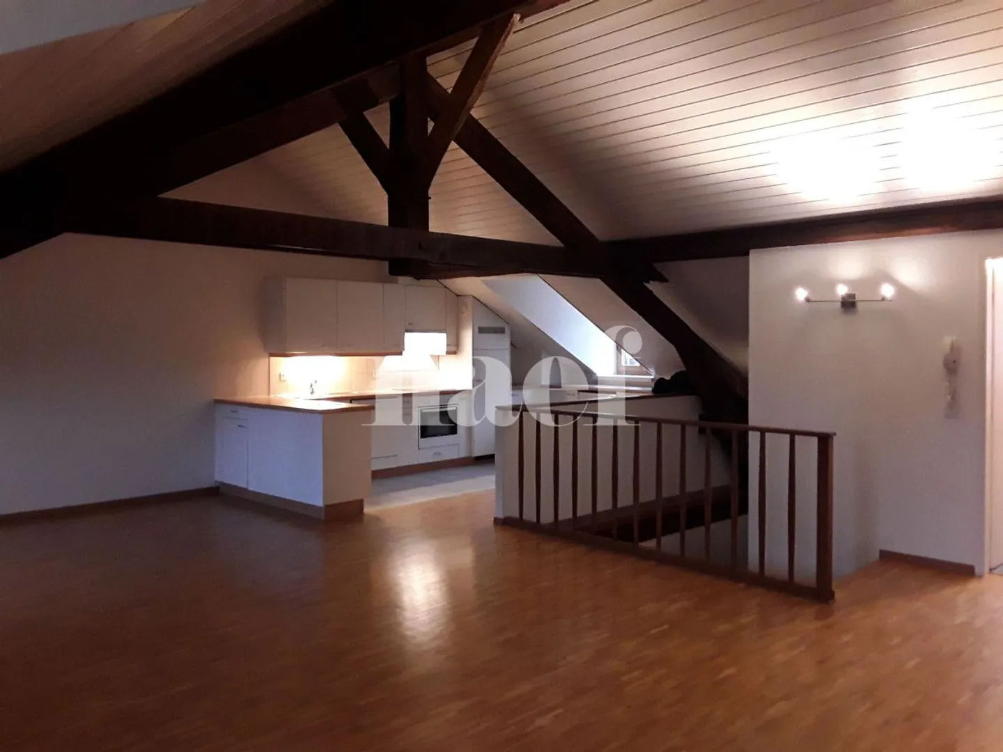 Appartamento 4 locali - Foto 4 di 7