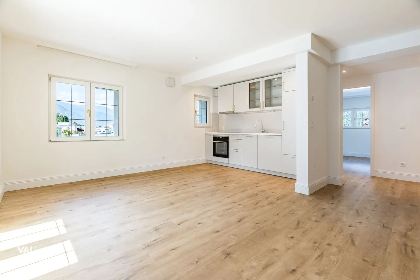 Appartement 3.5 pièces rénové - 2ème étage - Photo 2 sur 16