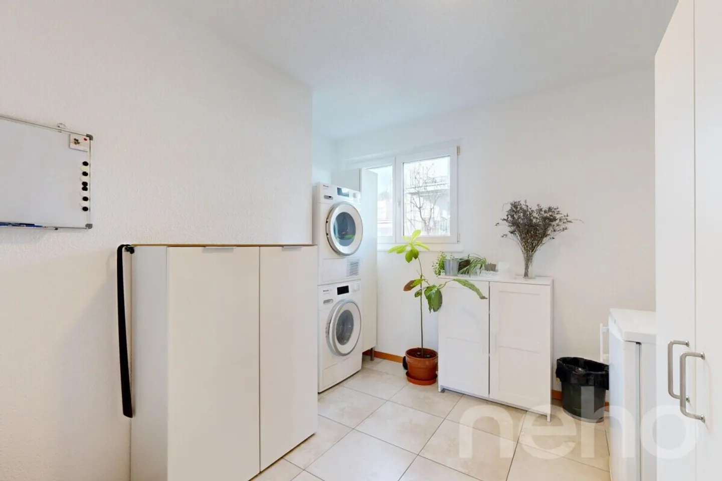 Corcelles: Wunderschöne 112 m² Wohnung in grüner Umgebung - Foto 7 von 12