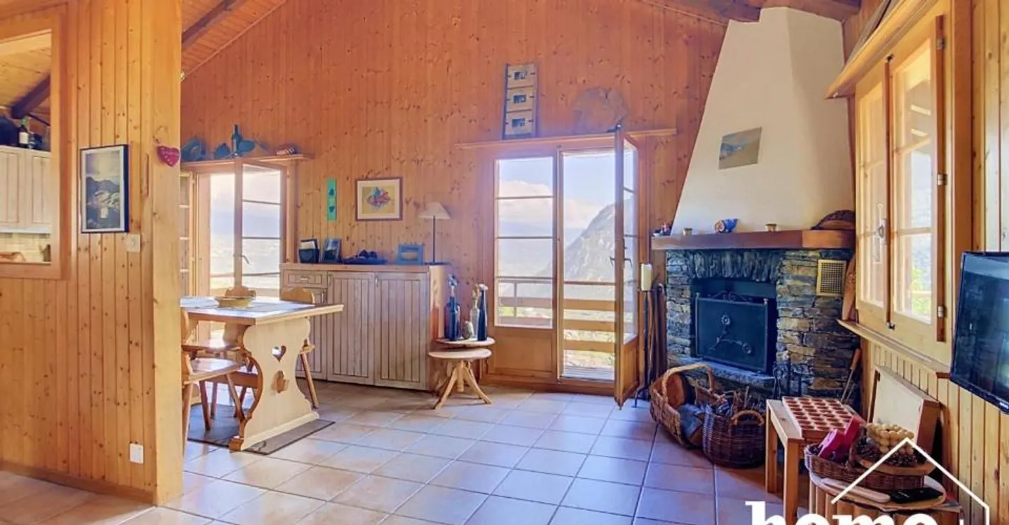 Chalet individuel de 4,5 pièces avec panorama exceptionnel à 10 mn de Sion - Photo 3 sur 13