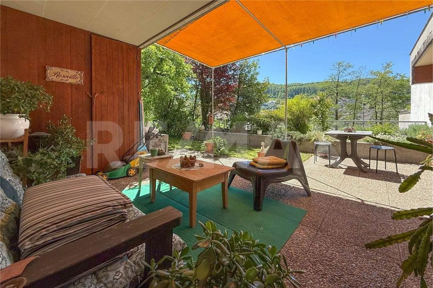 Appartamento con terrazza con vista spettacolare e giardino aggiuntivo a Zei... - Foto 10 di 13