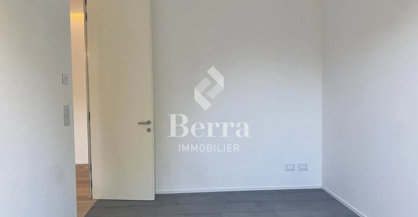 3.5-room apartment of 75 m² – Garden-level with terrace - Photo 9 of 11