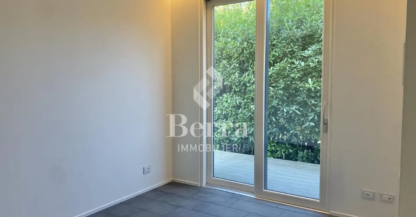 3.5-room apartment of 75 m² – Garden-level with terrace - Photo 10 of 11