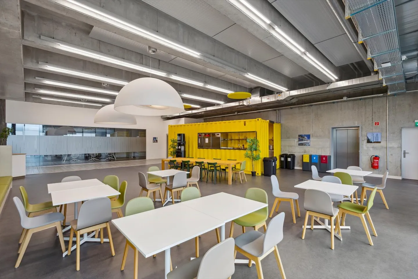 Entdecken Sie Ihren neuen Showroom oder Büroraum im iLife Center in ... - Foto 5 von 6