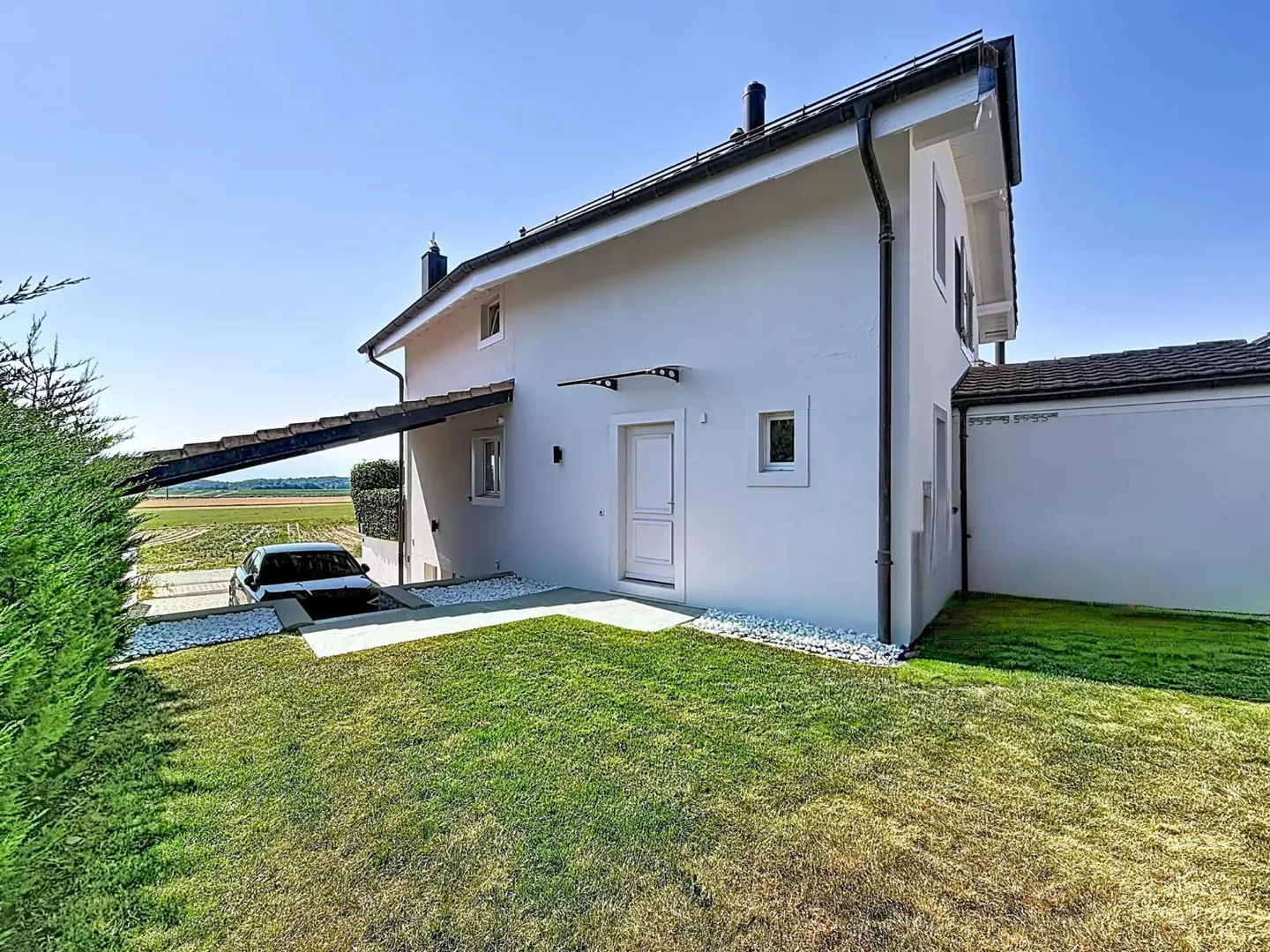 5-room House - Photo 4 of 10