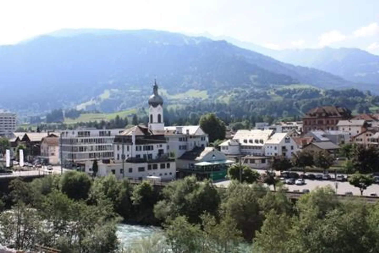 Studio lumineux et meublé - Photo 1 sur 6