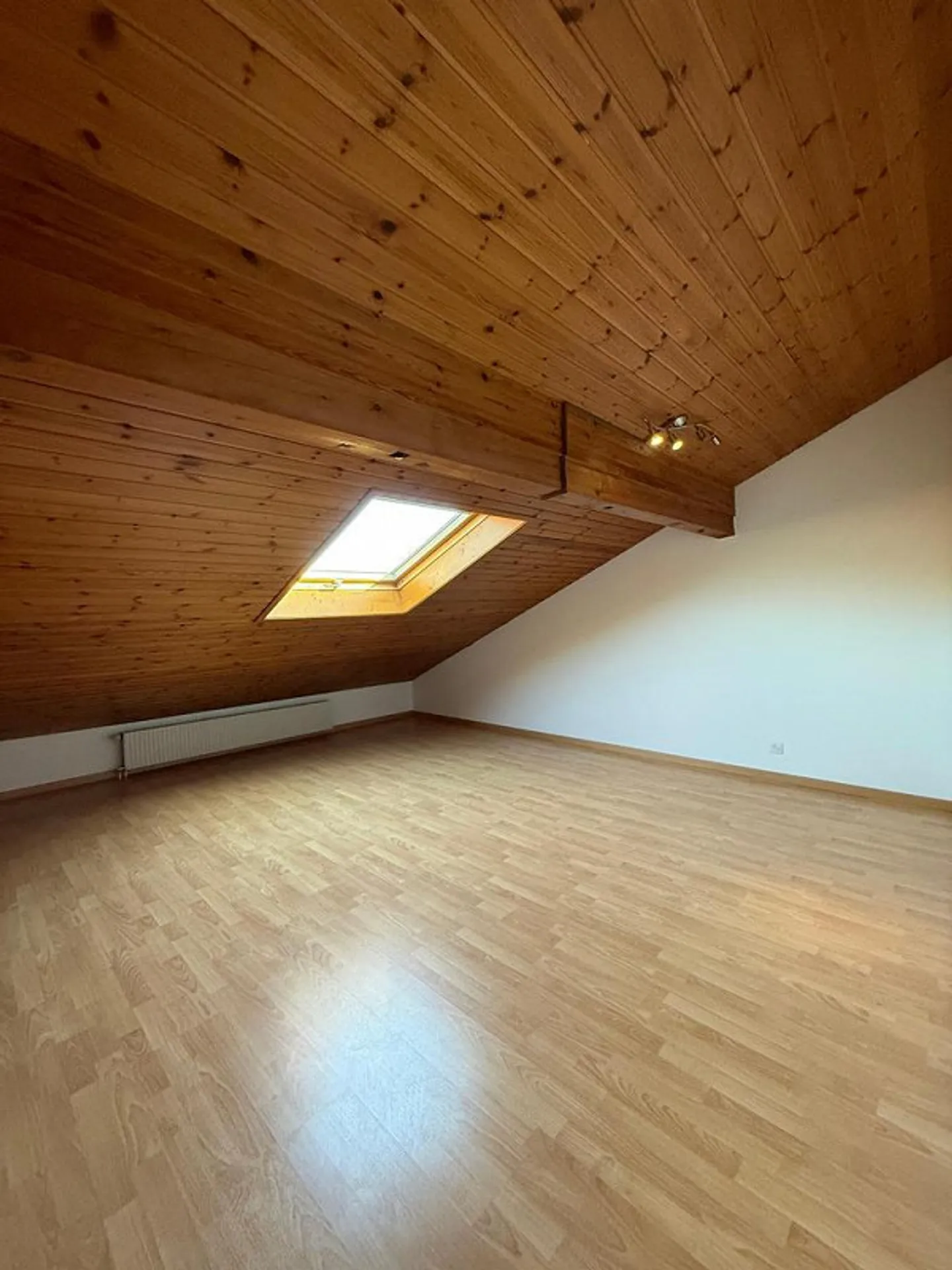 Accogliente appartamento mansardato 2.5 al 3° piano - Foto 6 di 10