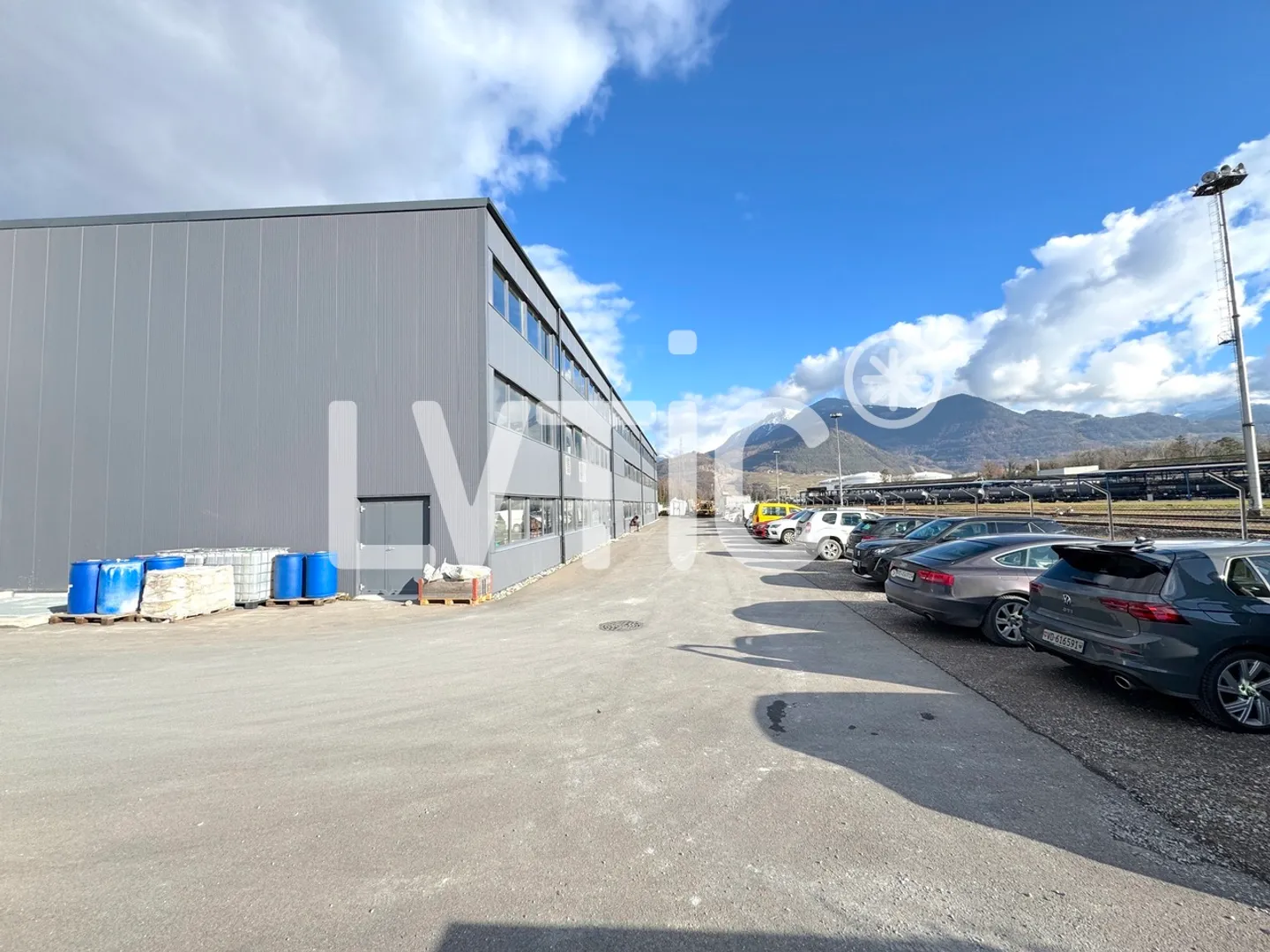 Industriehalle von 2300 m2 auf einem Grundstück von 4380 m2 zu verkaufen in Aigle - Foto 9 von 13