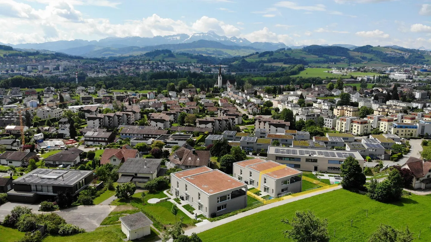 Dernière maison d'angle disponible, avec vue sur le Säntis, dans un endroit calme - Photo 1 sur 21