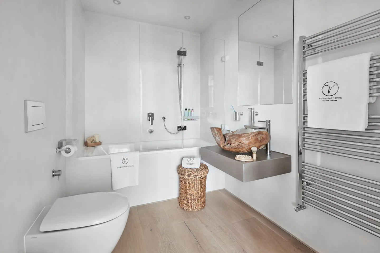 Elegant 4-Room Apartment in Geneva - Photo 2 of 4