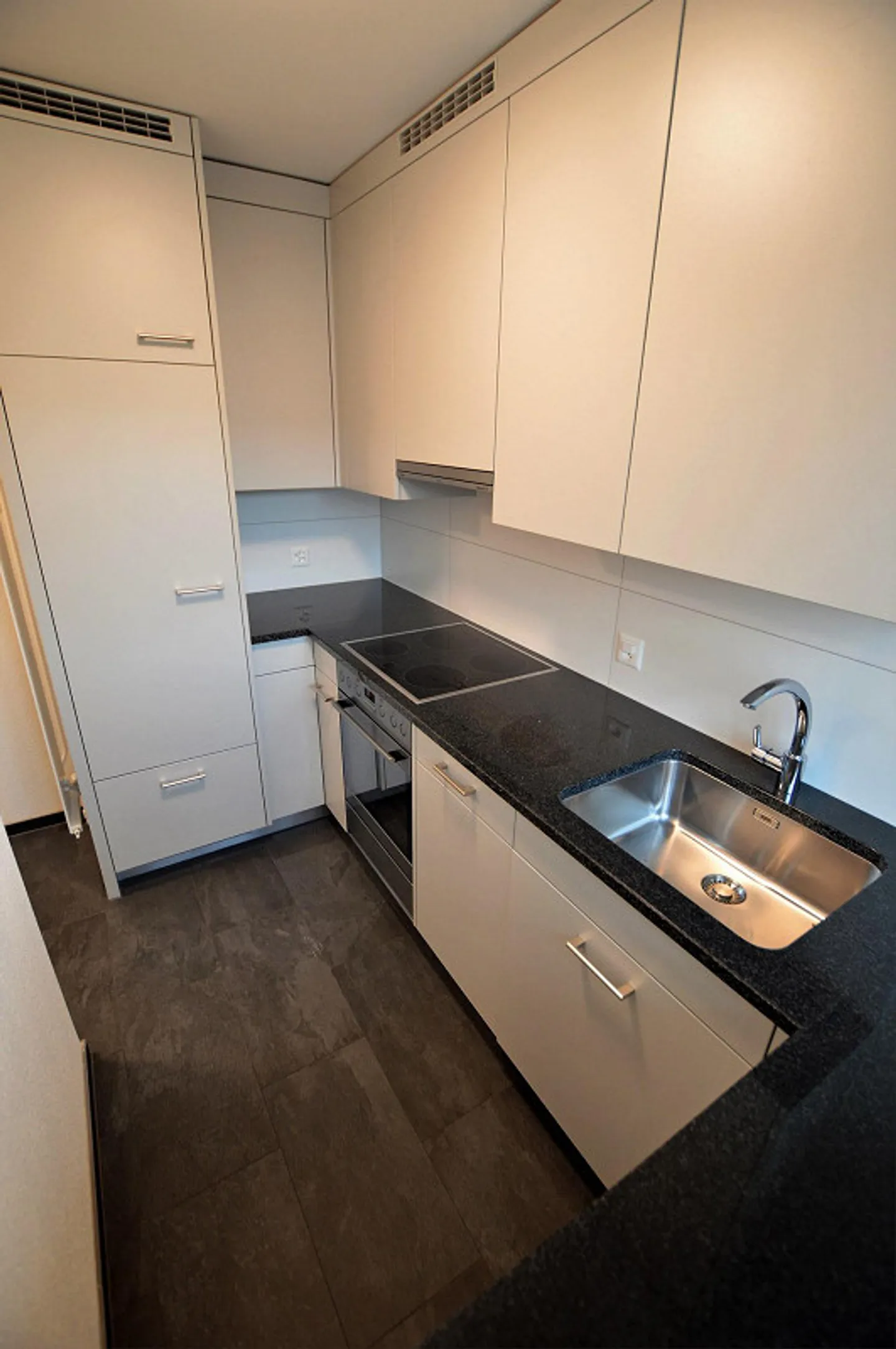 Moderne 2.5 Zimmerwohnung - Foto 4 von 9