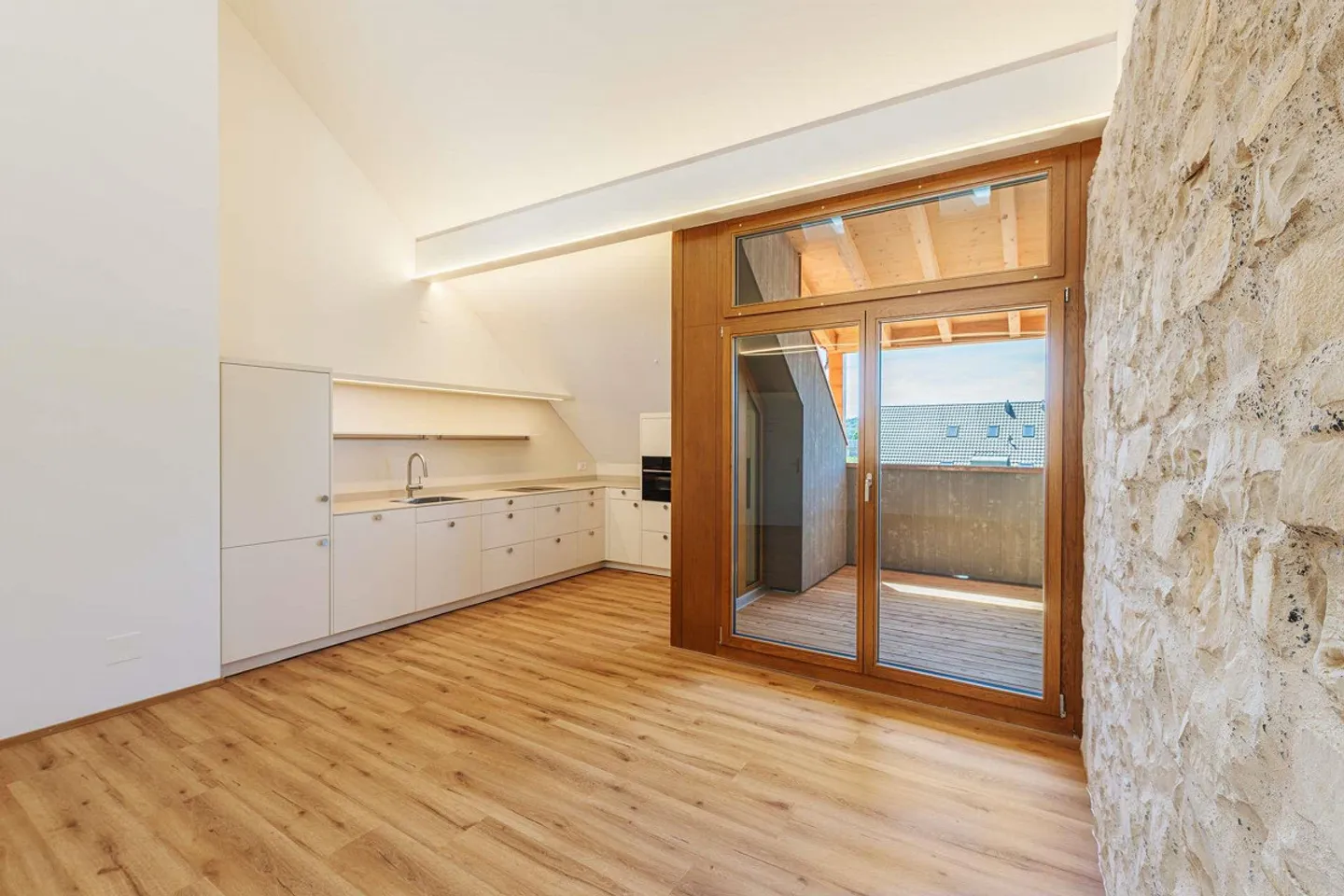 À Zinggen : le charme des vieux bâtiments rencontre la qualité de vie moderne. - Photo 2 sur 10