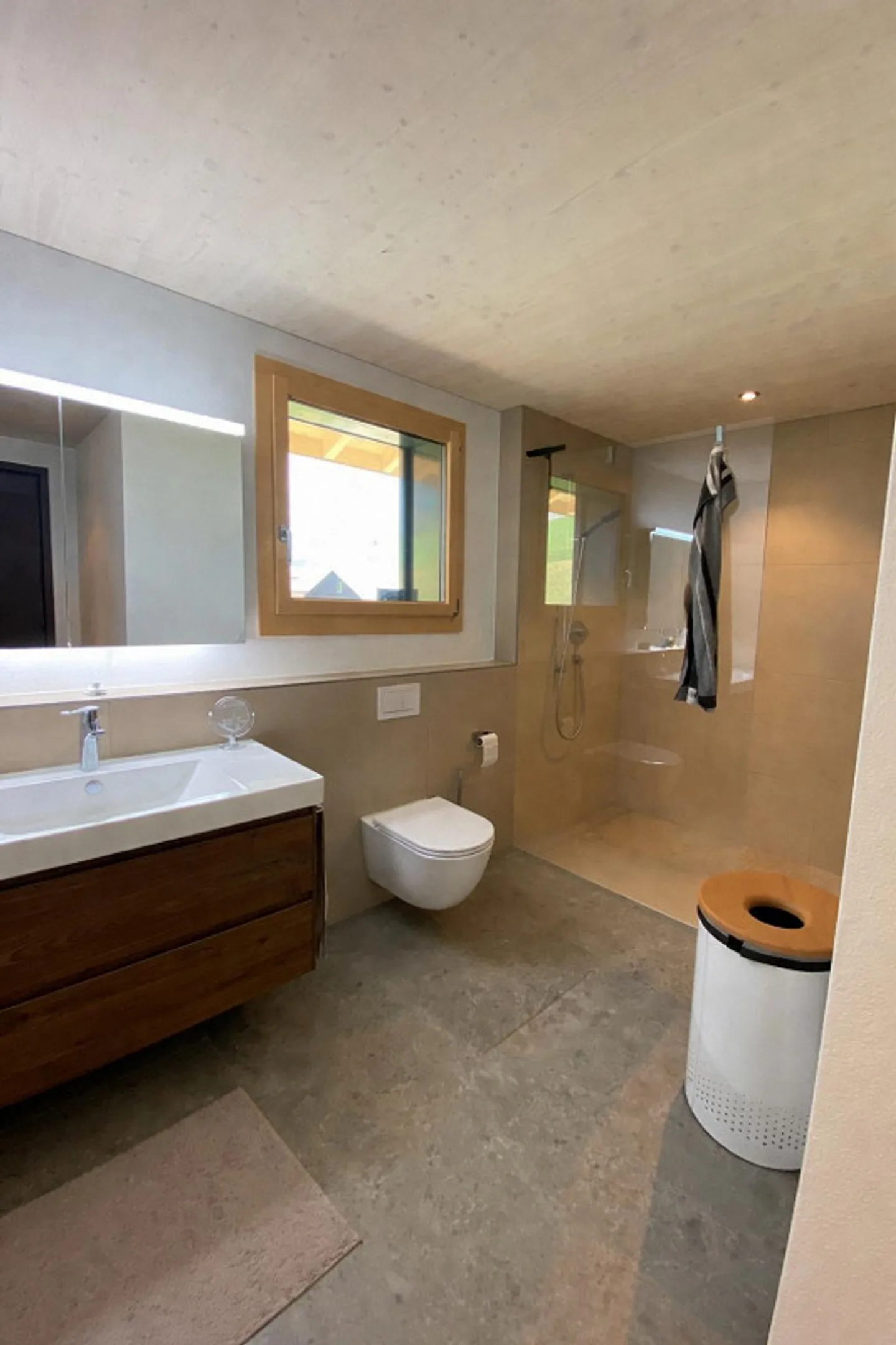 Nuova costruzione moderna, appartamento 2 ½ locali 65m² con balcone e posto auto - Foto 5 di 8