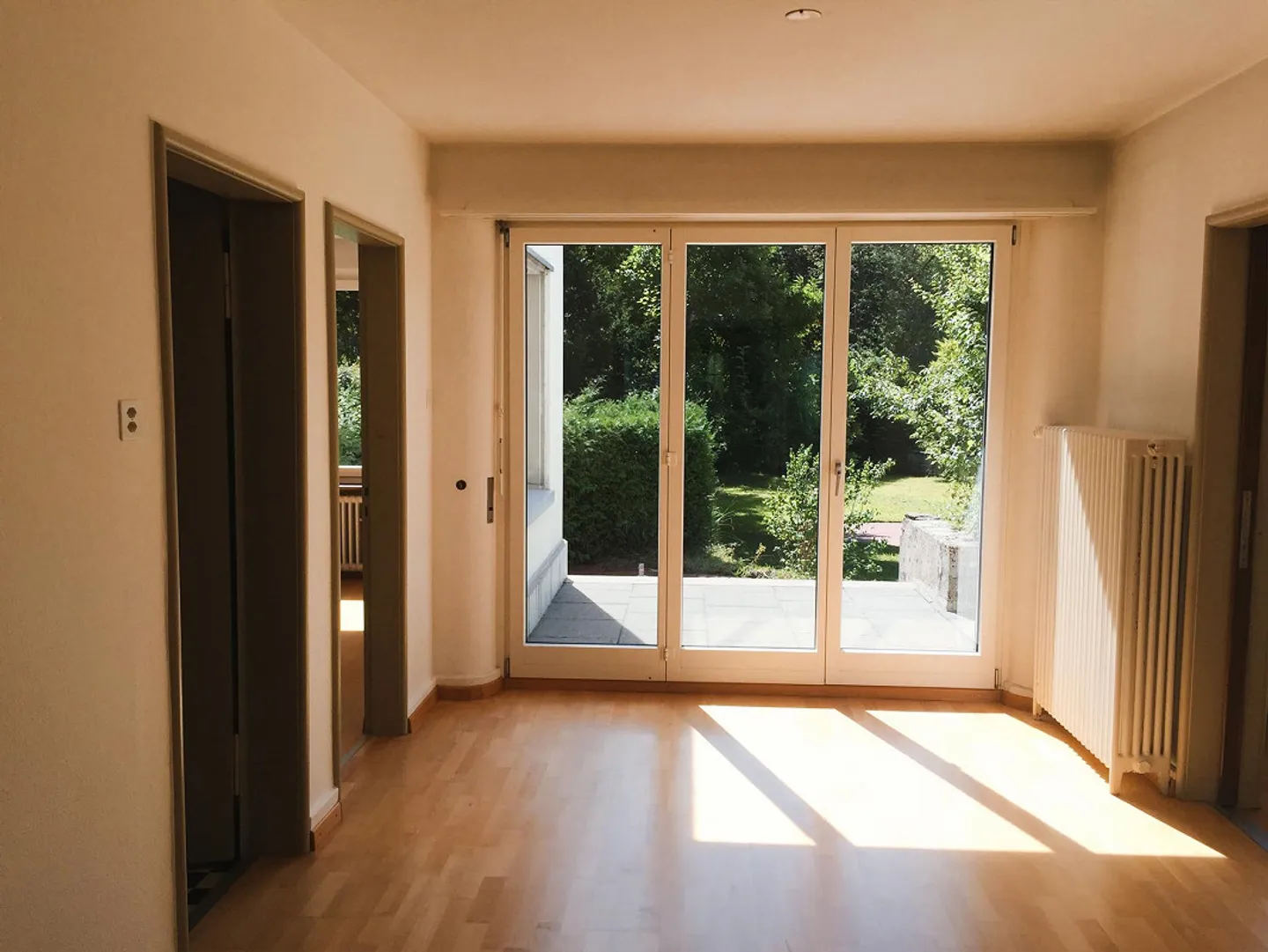 Casa unifamiliare su grande proprietà vicino alla Thur, situata nel centro di Wattwil - Foto 3 di 20