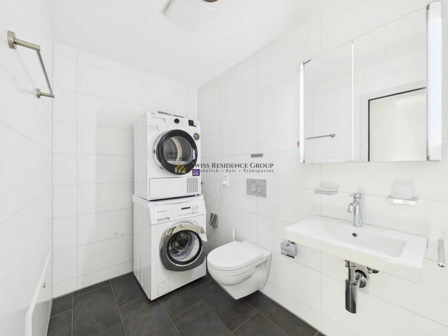 Appartamento moderno con giardino d'inverno - Foto 9 di 12