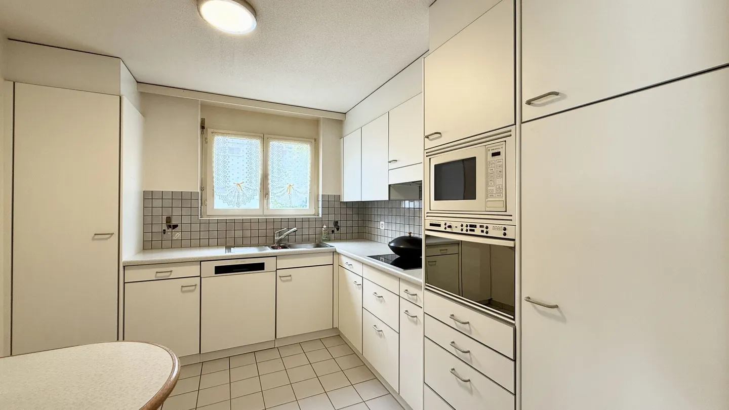 Attractive 4.5 Room Apartment in a Quiet Location - Photo 4 of 9