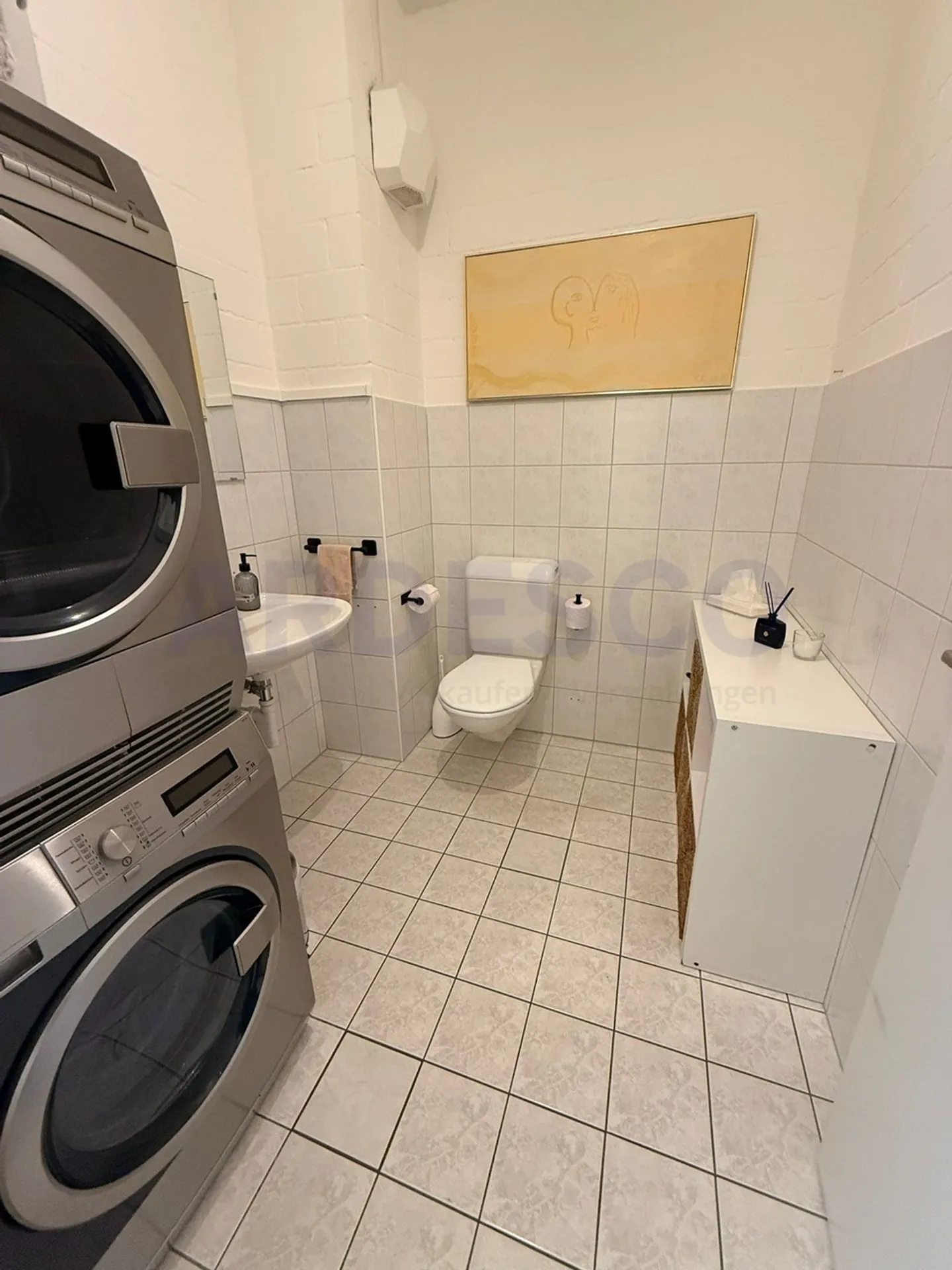 Treatment room in beauty studio for rent! - Photo 3 of 3