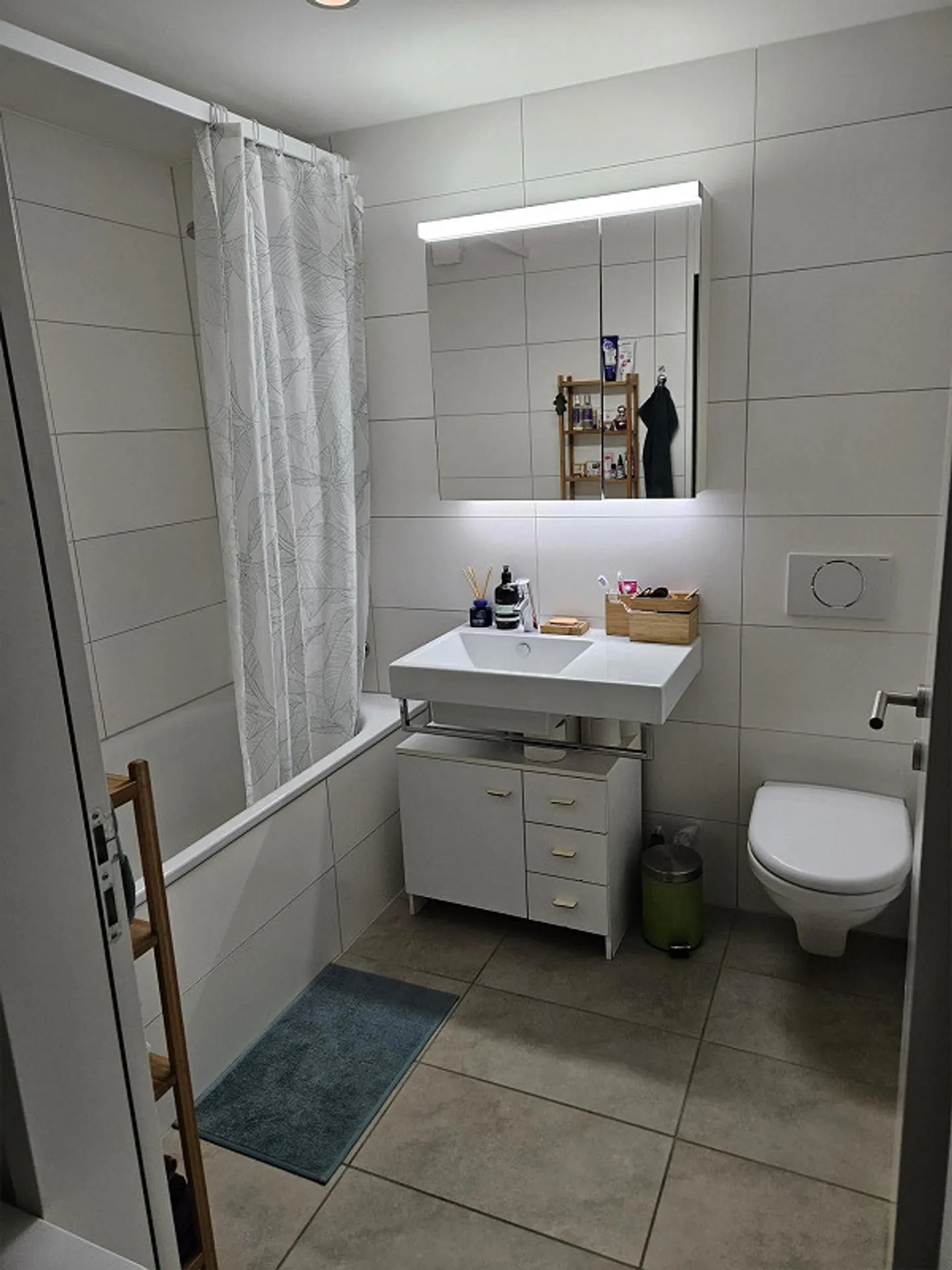 Appartement 3,5 pièces proche de la ville et verdoyant à Kleinwabern - Photo 8 sur 11