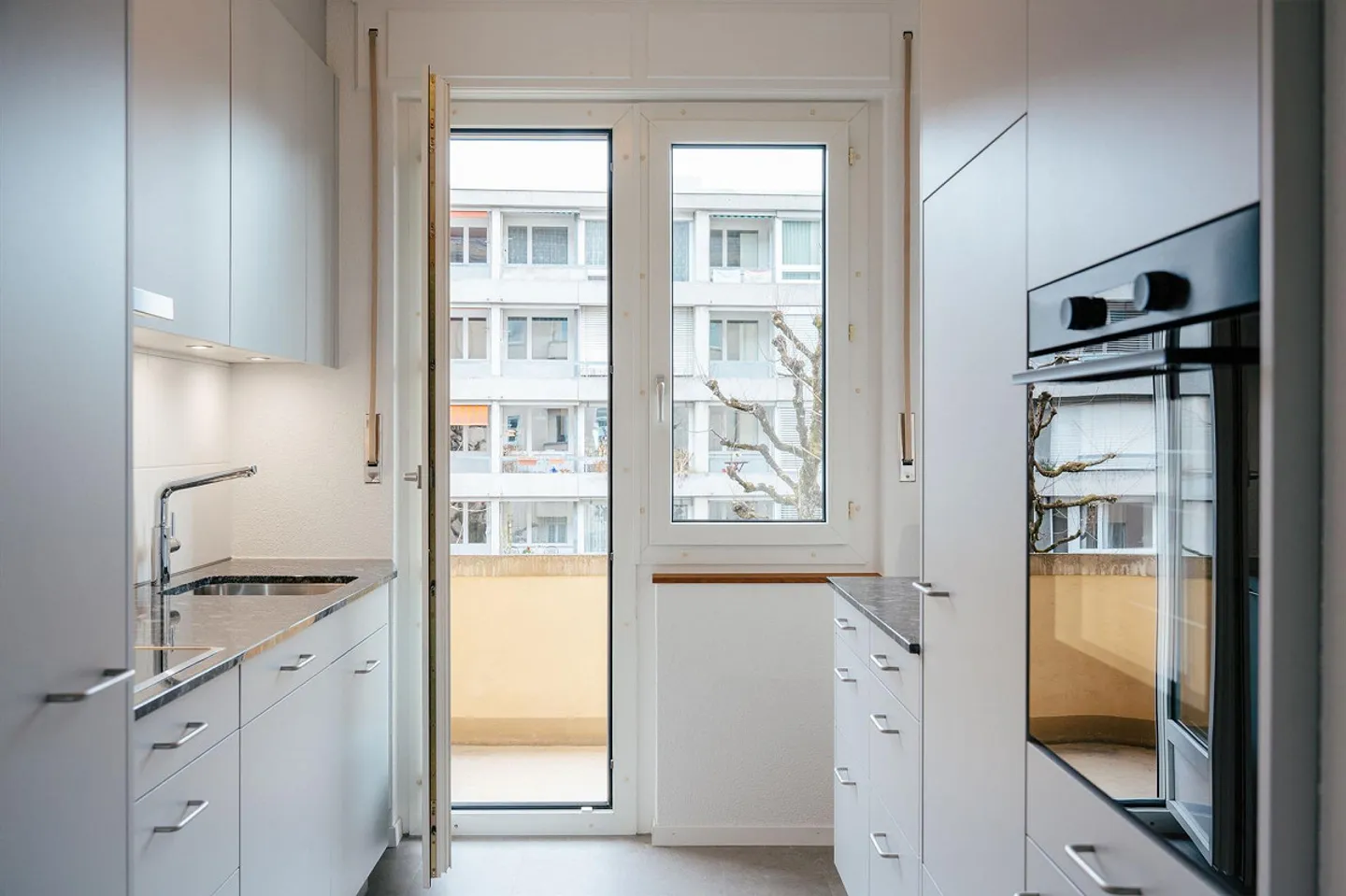 🌟 Bijou récemment rénové dans un emplacement de choix à Berne ! (3 pièces) 🌟 - Photo 3 sur 13