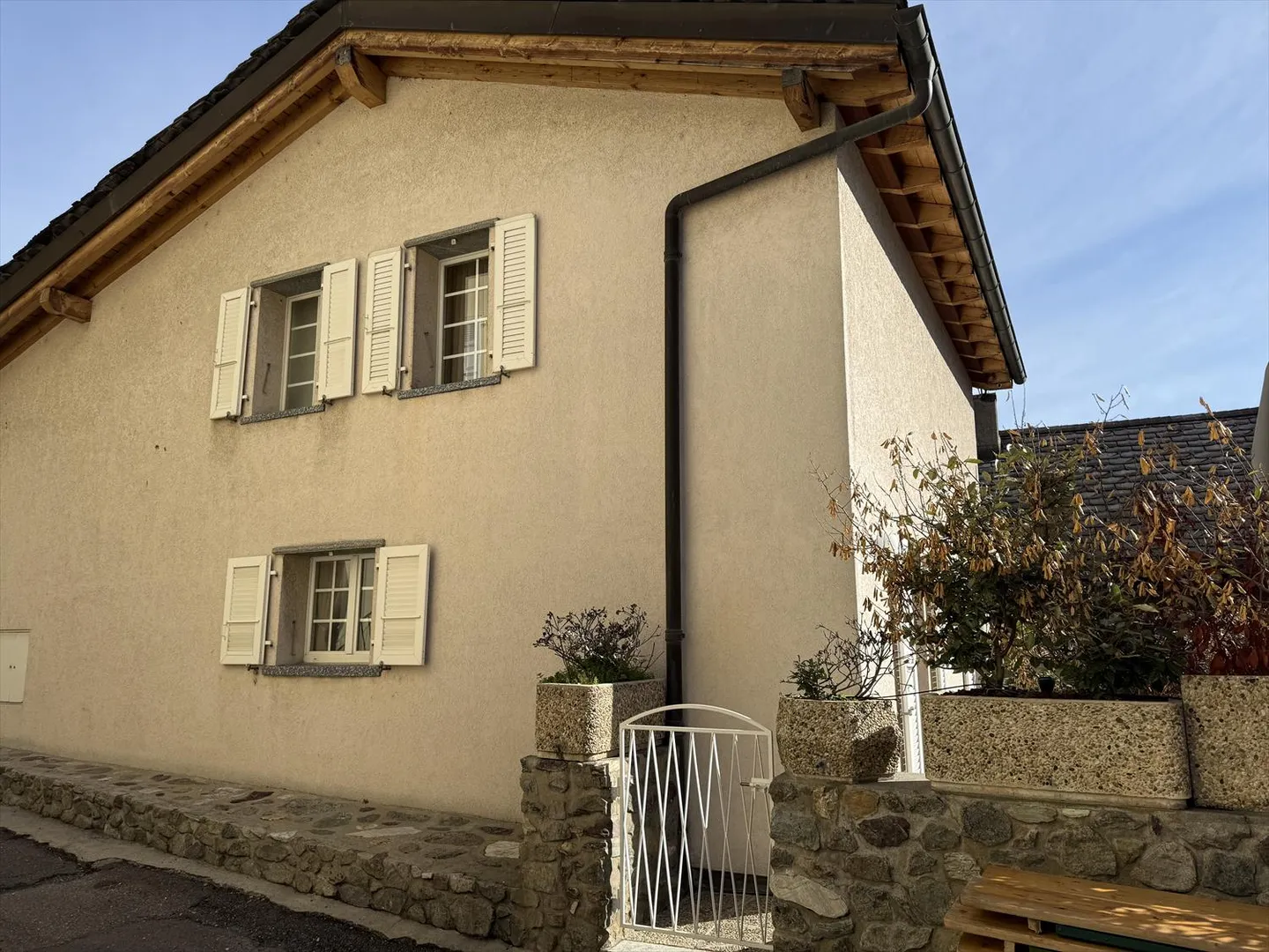 Dorfhaus in Saillon Mittelalterliches Dorf, Möglichkeit zum Erwerb als Wohnsitz - Foto 1 von 6