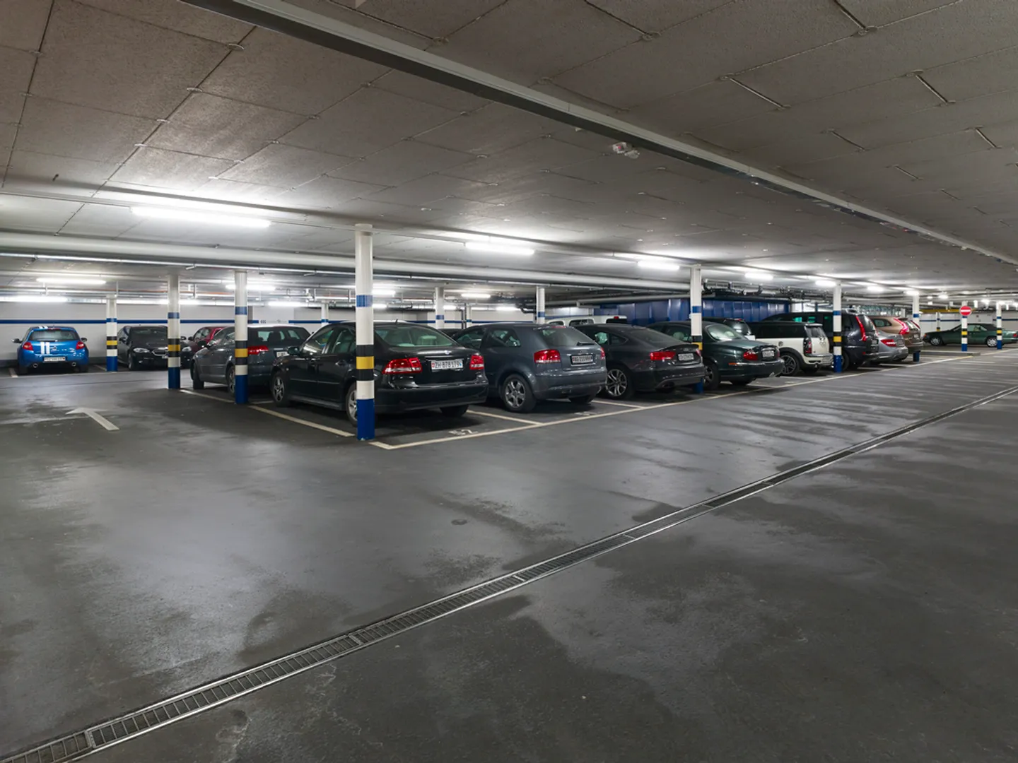 Parking space in Stockerhof - Photo 3 of 5