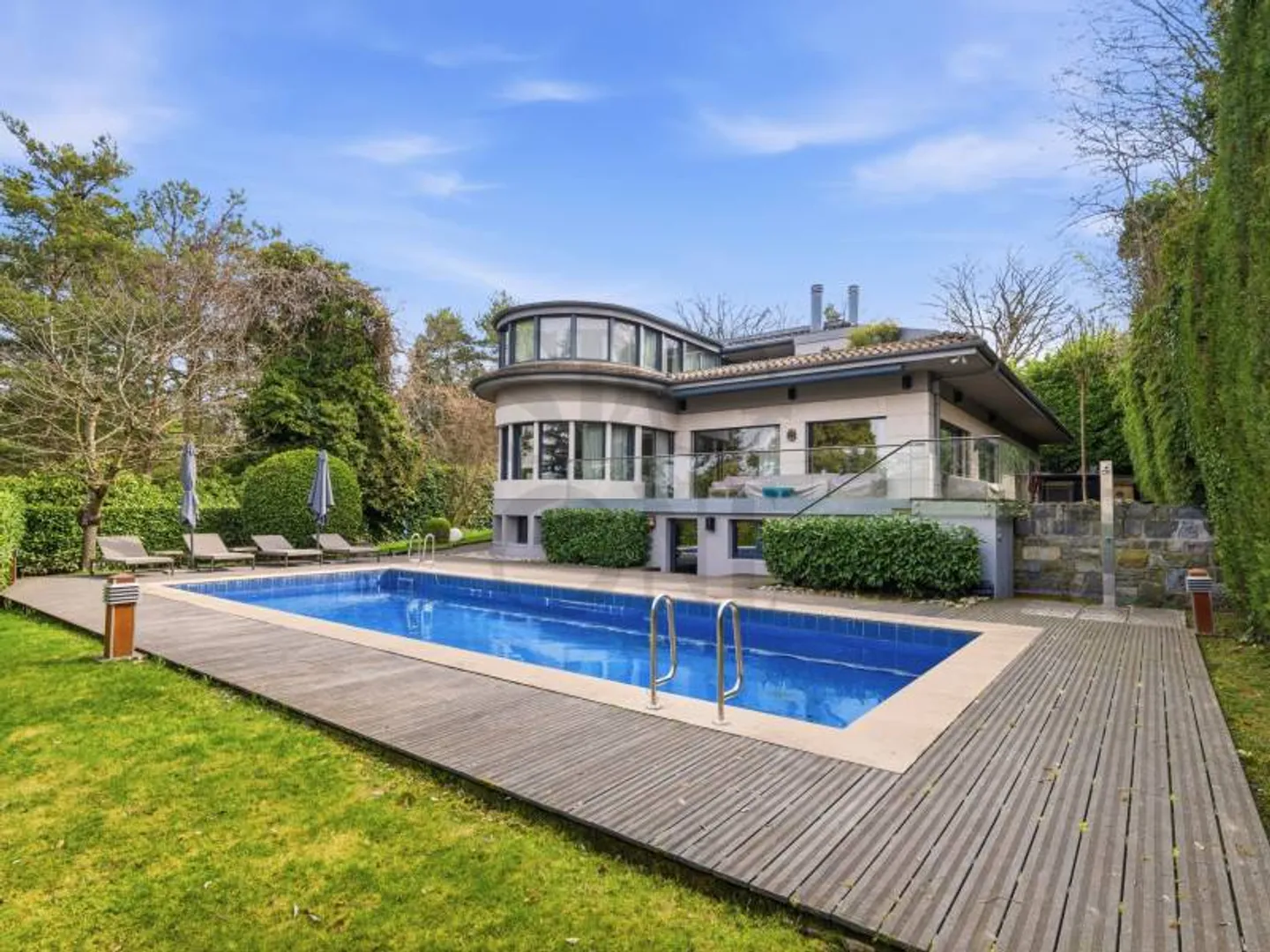 Elegant villa estate with lake view - Cologny - Photo 2 of 12