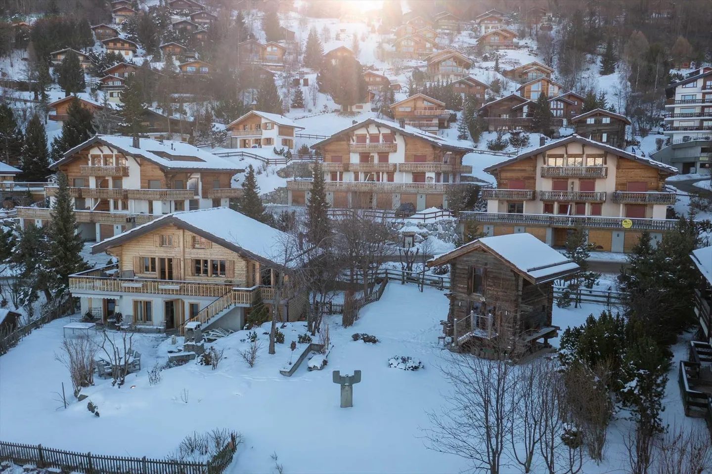 Terrain avec mazot et permis chalet - Photo 1 sur 10
