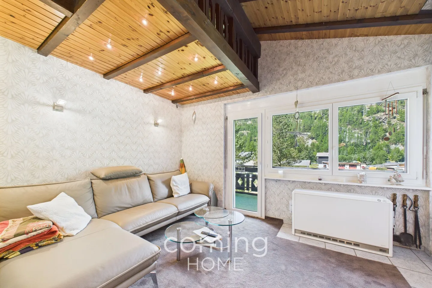 Cozy 2.5-room apartment in Saas-Grund - Alpine panorama and feel-good atmosphere - Photo 1 of 12