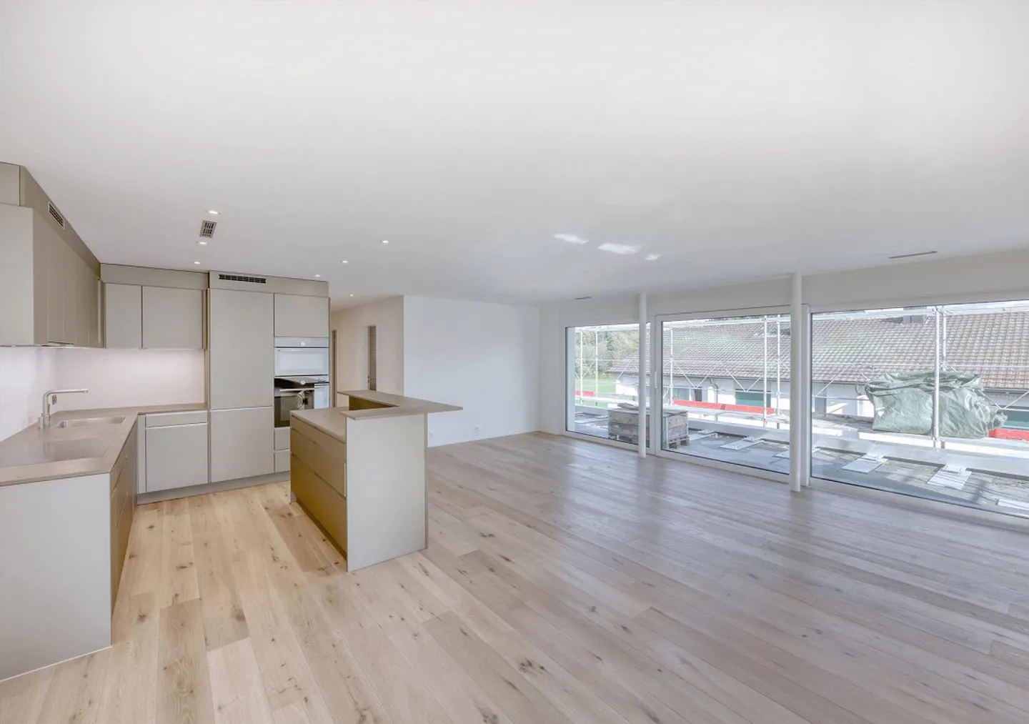 Appartamento attico pronto per essere abitato dal 1 febbraio 2026 - Visita ora! - Foto 2 di 8