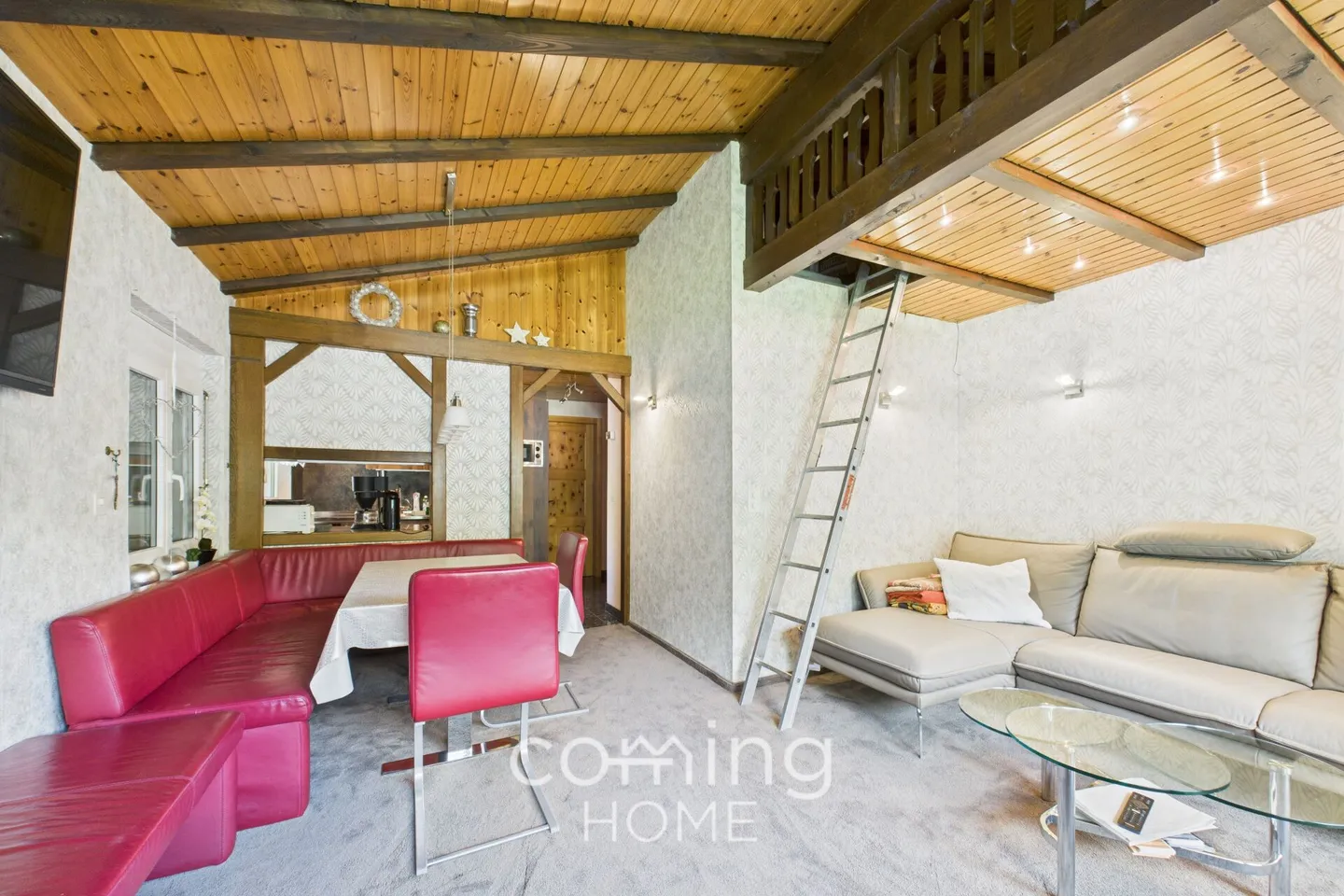 Cozy 2.5-room apartment in Saas-Grund - Alpine panorama and feel-good atmosphere - Photo 4 of 12