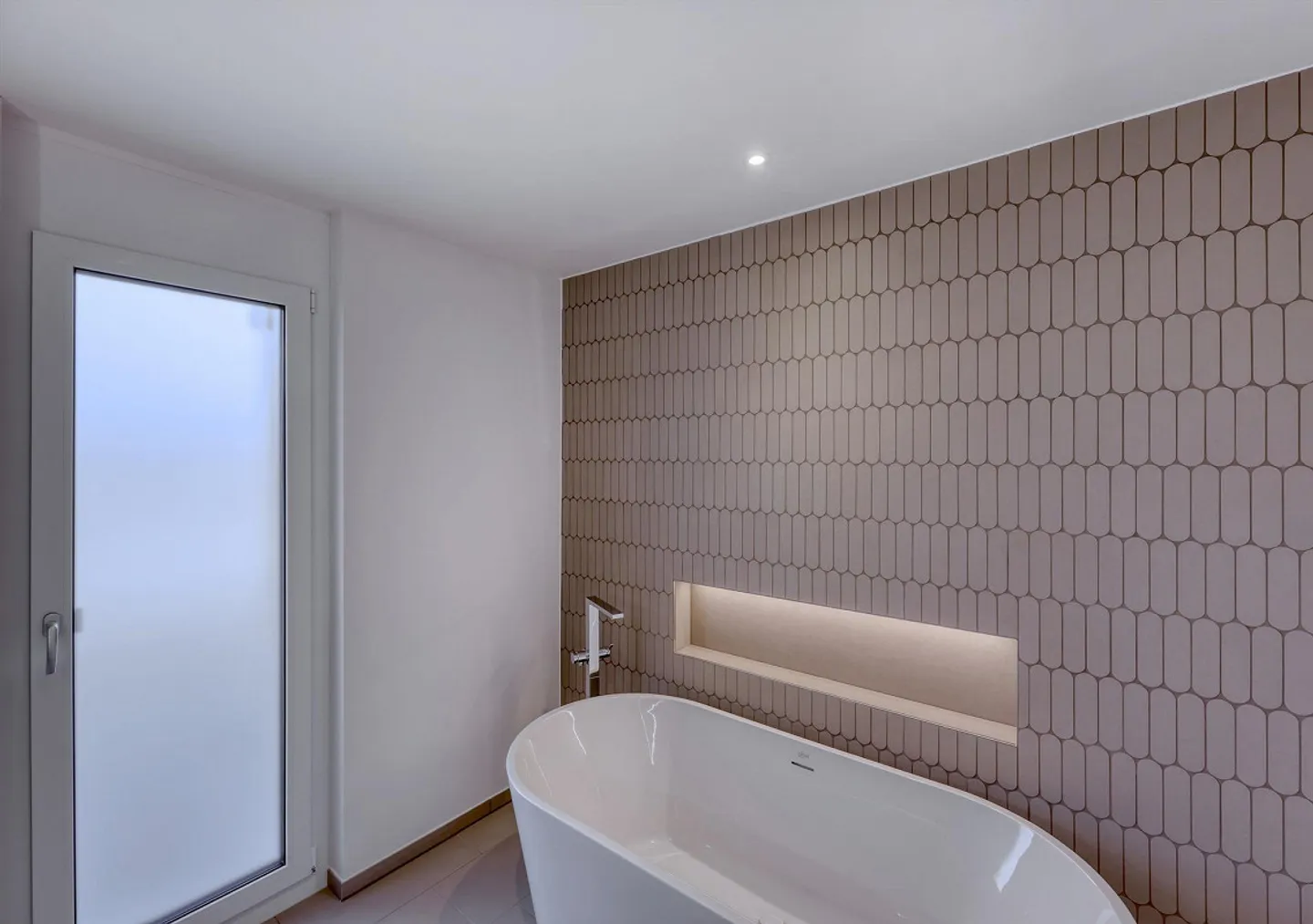 Appartamento attico pronto per essere abitato dal 1 febbraio 2026 - Visita ora! - Foto 4 di 8