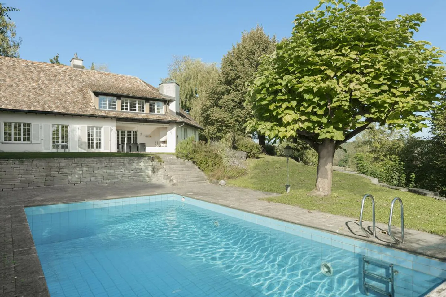 Villa de campagne avec vignoble et vue panoramique à Häuslenen - Photo 1 sur 7