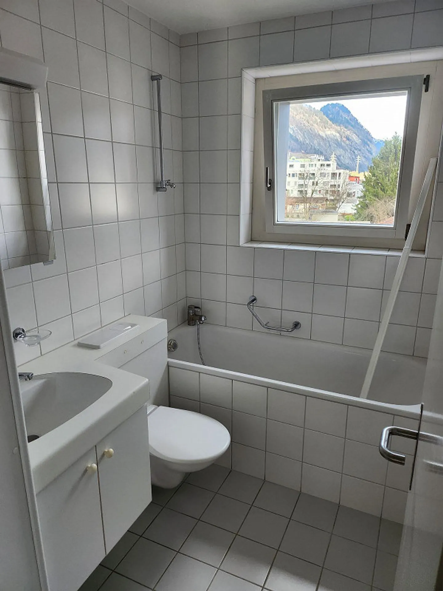 Zentrales Apartment mit Balkon - Foto 4 von 11