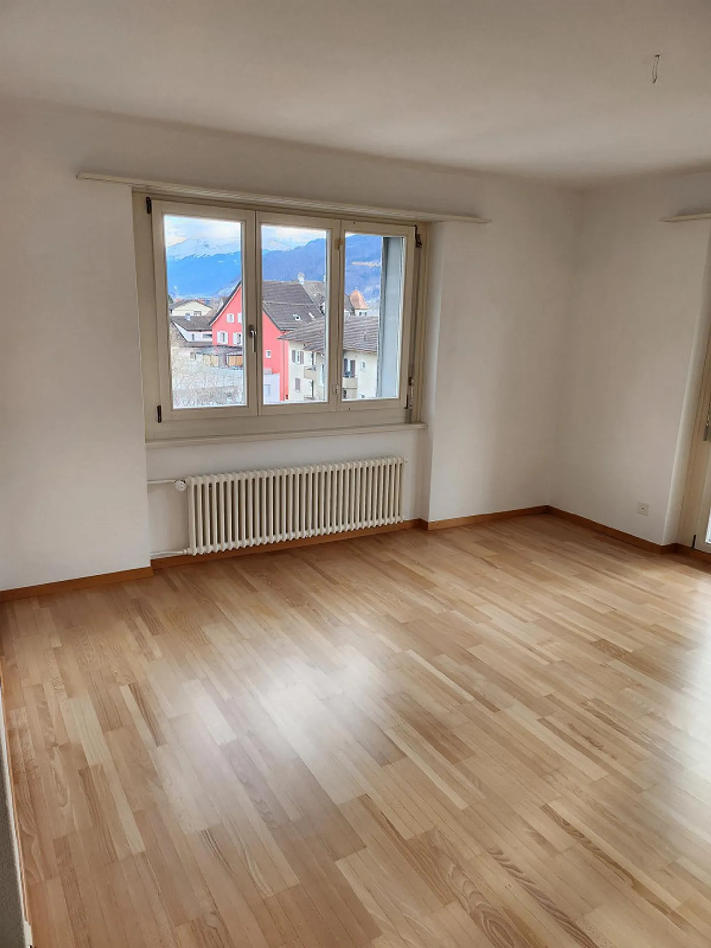 Zentrales Apartment mit Balkon - Foto 6 von 11