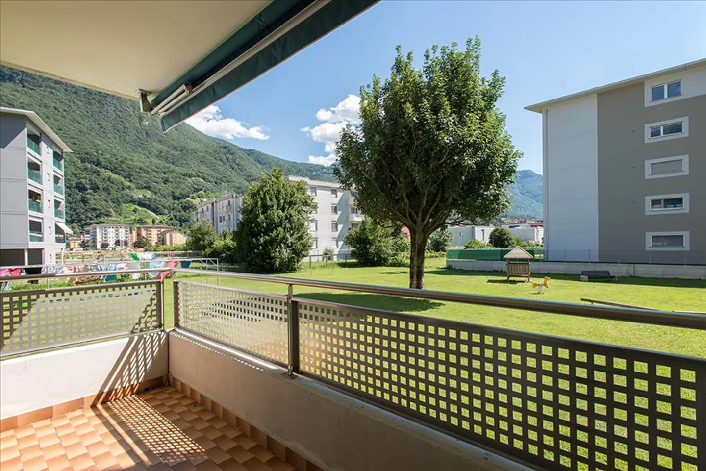 Charmante 2.5 Zimmer Wohnung - Foto 8 von 9