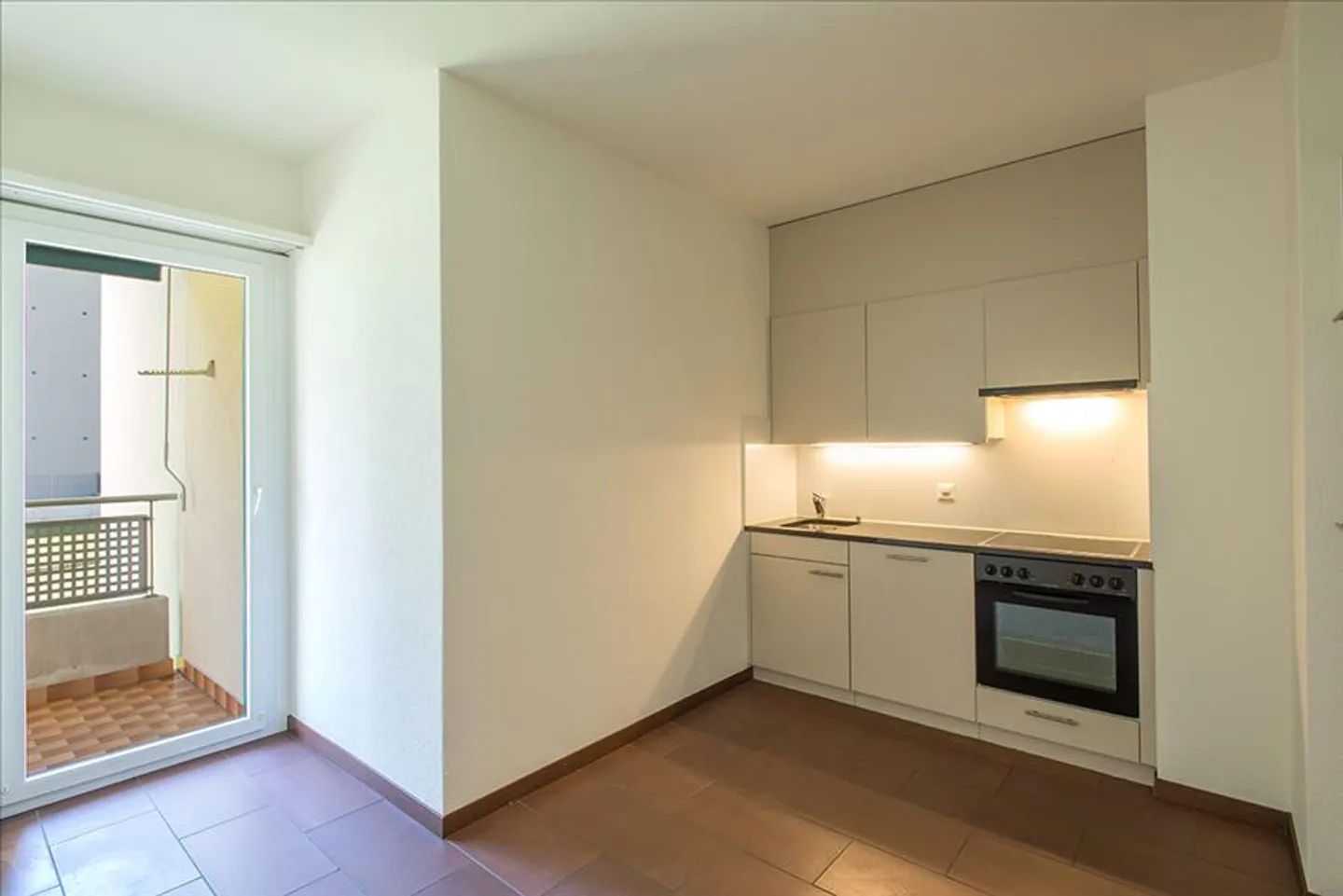 Charmante 2.5 Zimmer Wohnung - Foto 5 von 9