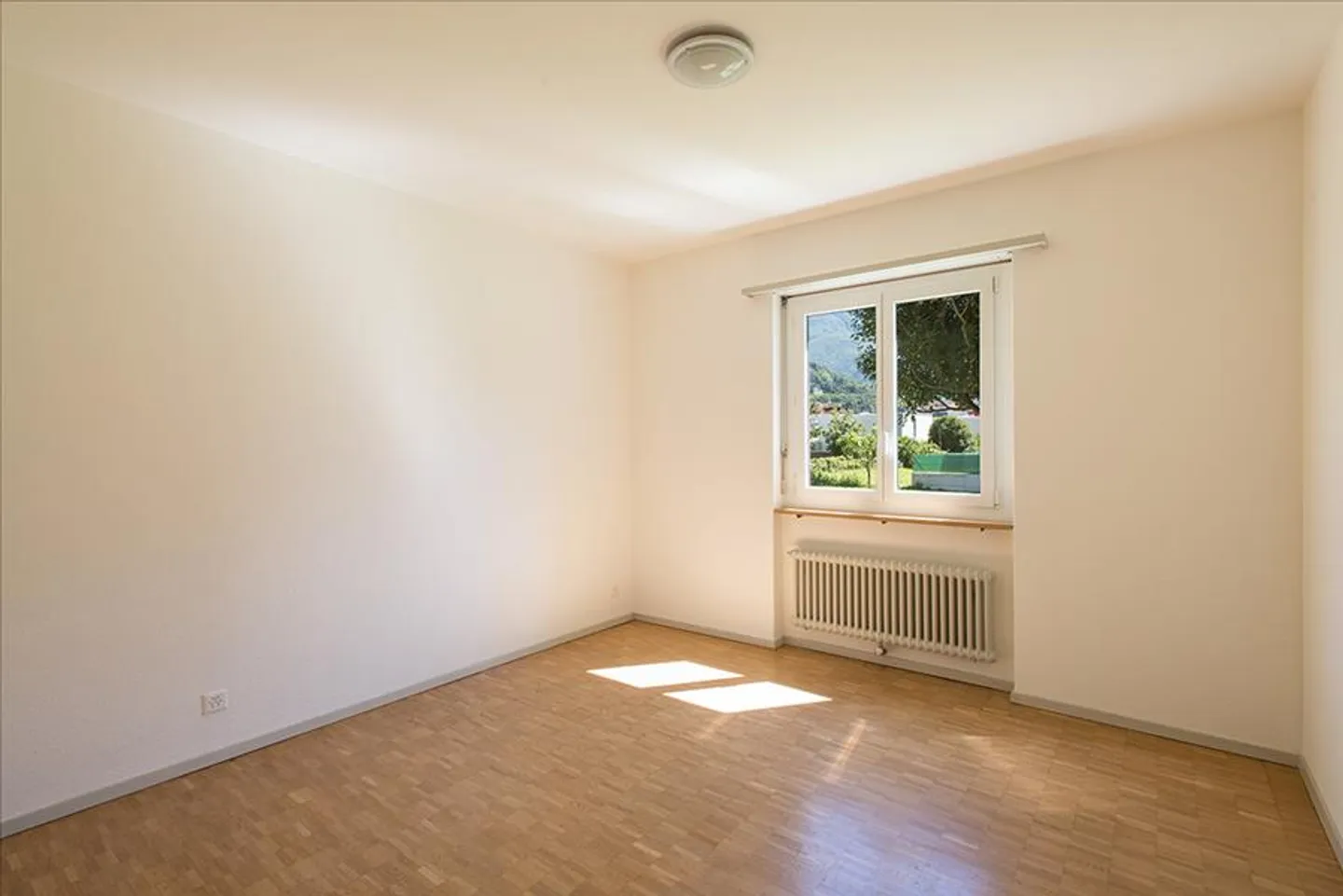 Charmante 2.5 Zimmer Wohnung - Foto 7 von 9