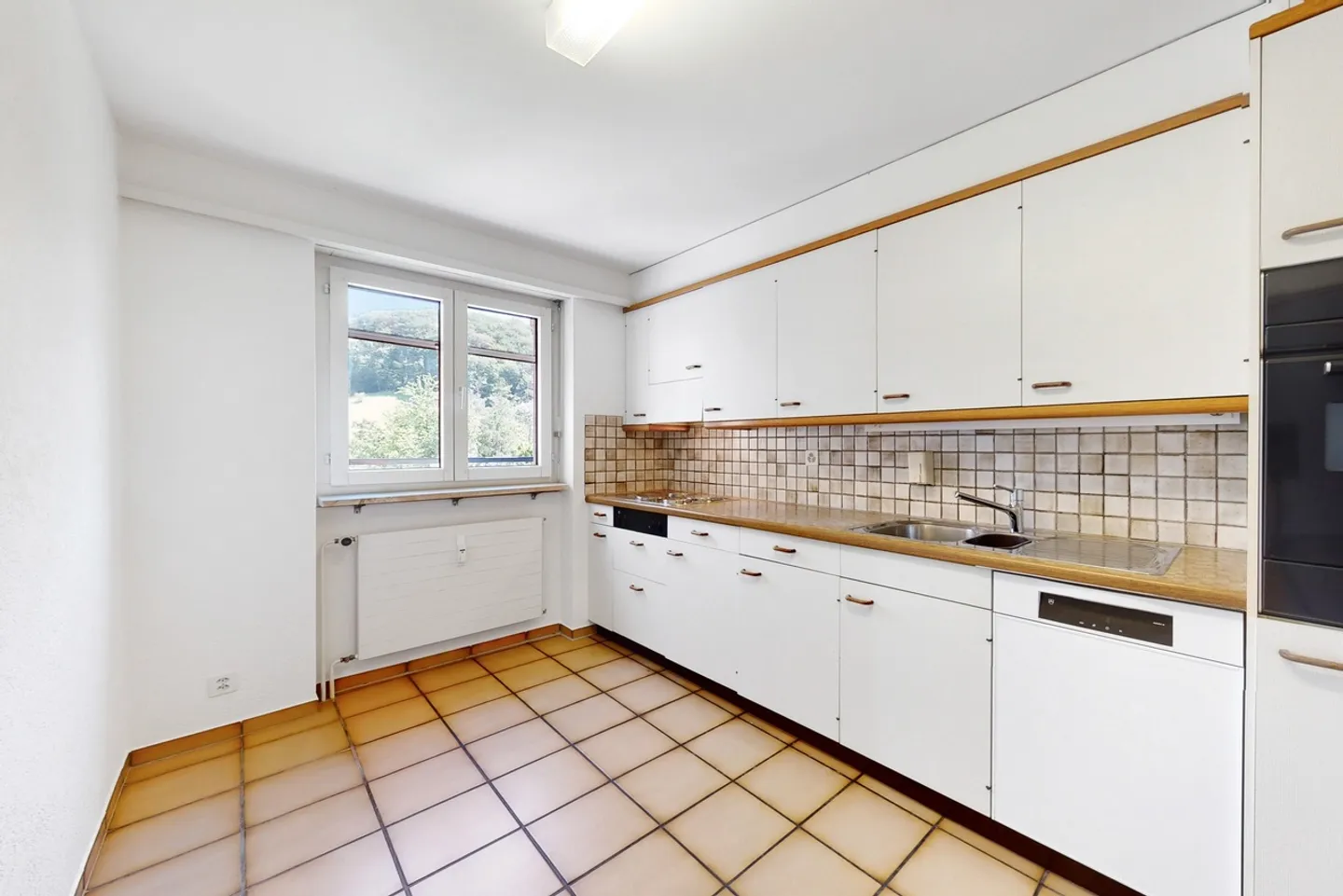 Appartamento Incantevole con Balconi - Foto 4 di 9