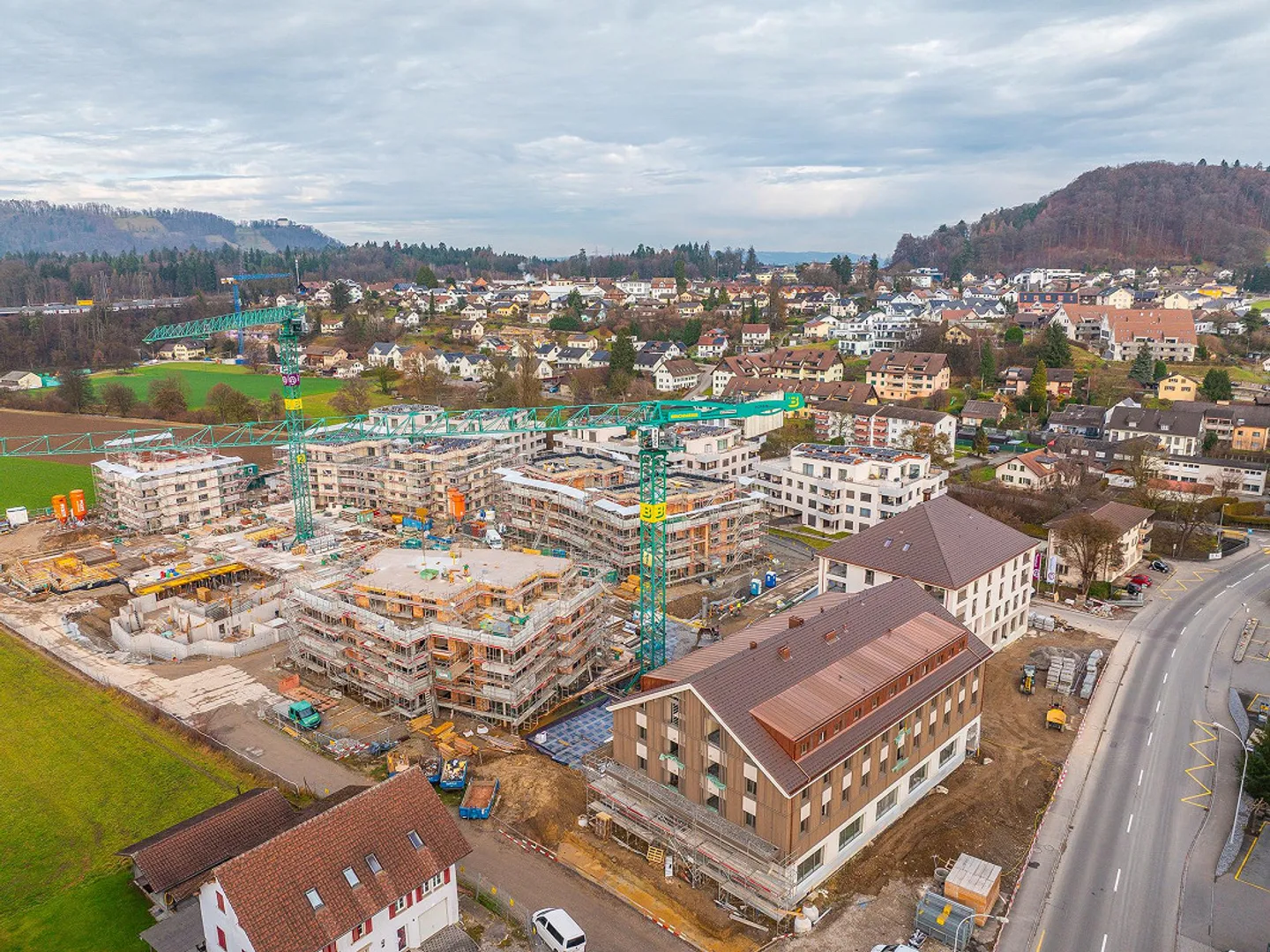 Enjoy spring on your terraces - Photo 6 of 12